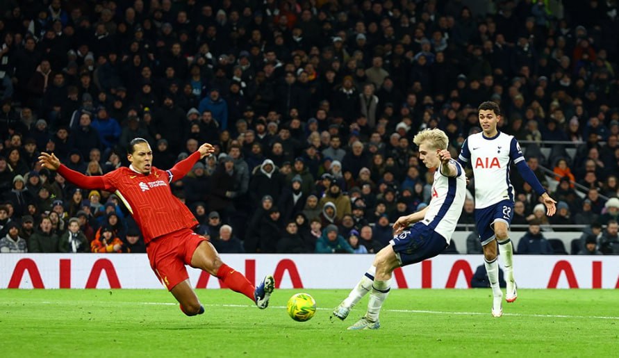 Tottenham vs Liverpool (03:00 – 09/01) | Xem lại trận đấu